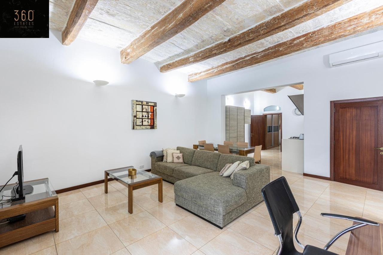 Apartamento Seafront - Location, Floor With Wifi & Ac By 360 Estates