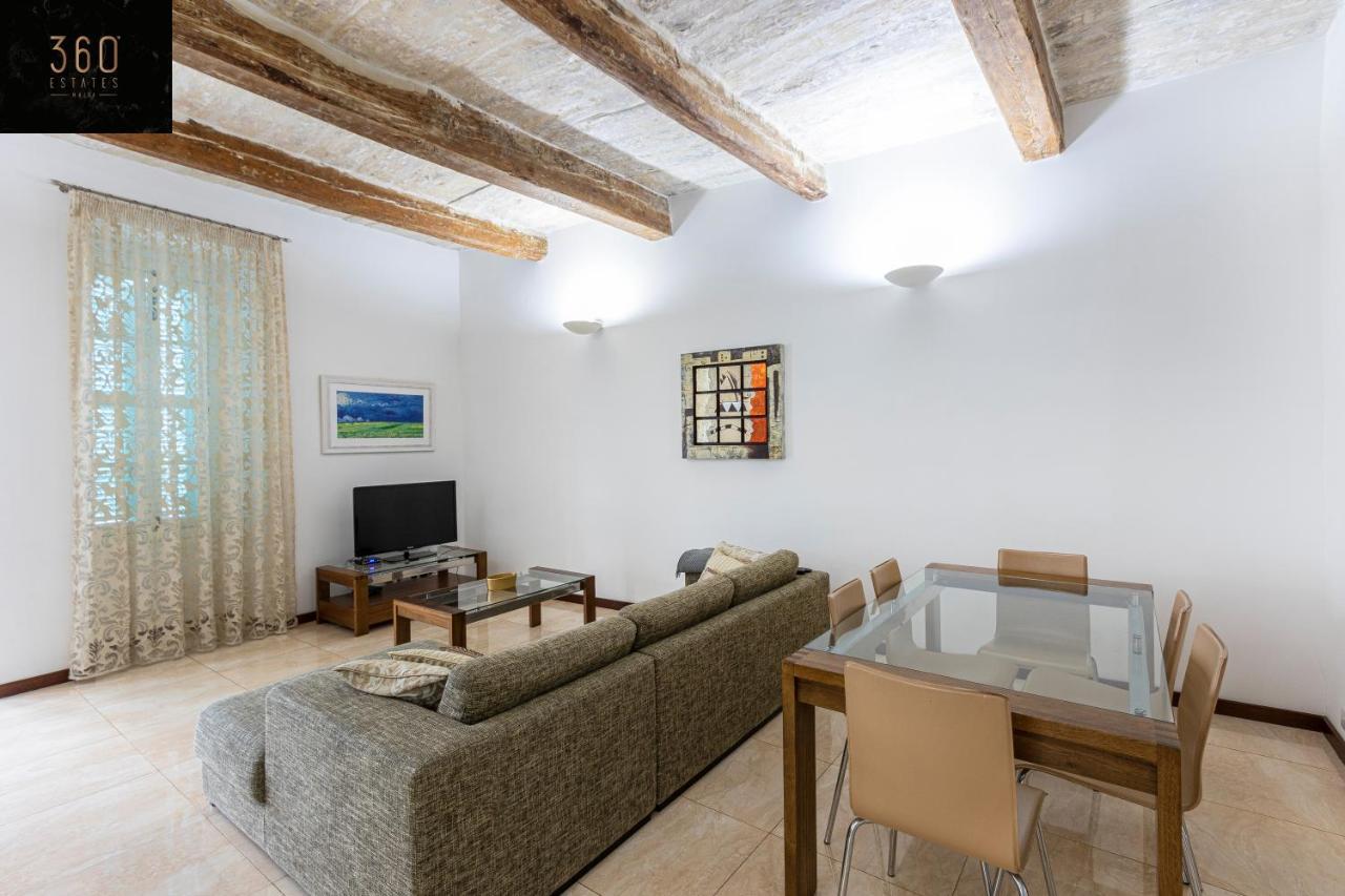 Seafront - Location, Floor With Wifi & Ac By 360 Estates Apartamento *